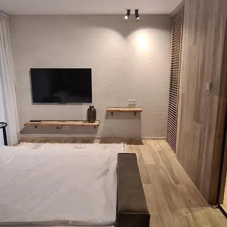 żurawia 18 Apartament *