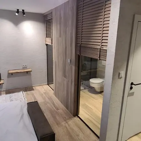 Lägenhet Zurawia 18 *