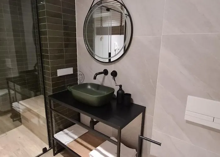 żurawia 18 Apartament